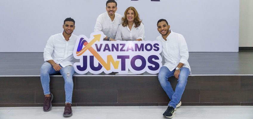 NOSOTROS escenario del equipo opcion 2 quitar letrero UAPA